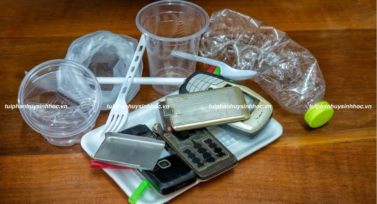 Chất không phân hủy sinh học là gì