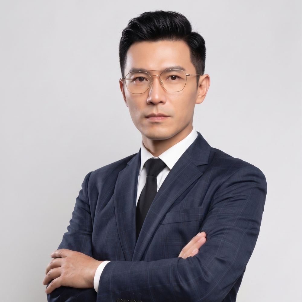 Tác giả Nguyễn Hữu Giang