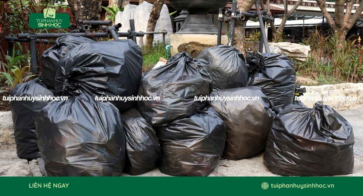Mẫu túi đựng rác tự hủy đen